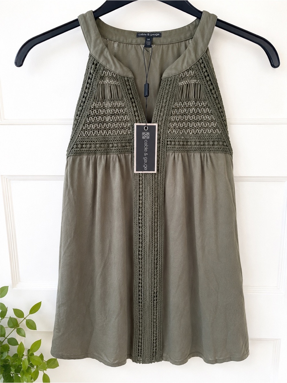 Cable & Gauge Olive Green Crochet Lace Sleeveless Top | Women’s XS | NWT